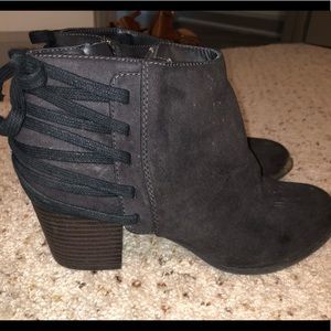 Indigo rd black booties